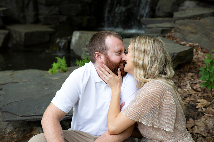 minnesota-landscape-arboretum-engagement-session-02