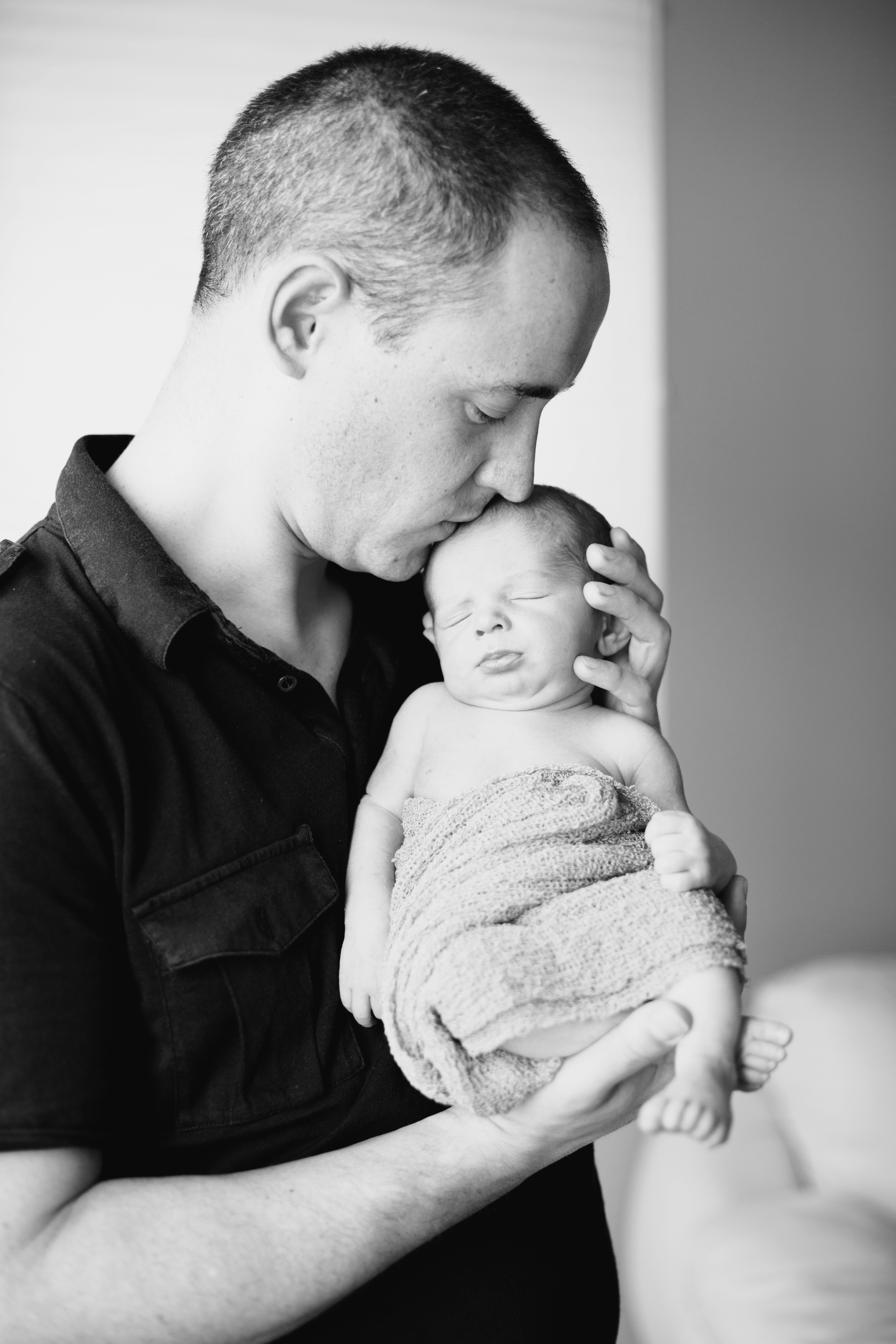 newborn-lifestyle-session-saint-paul-mn_14