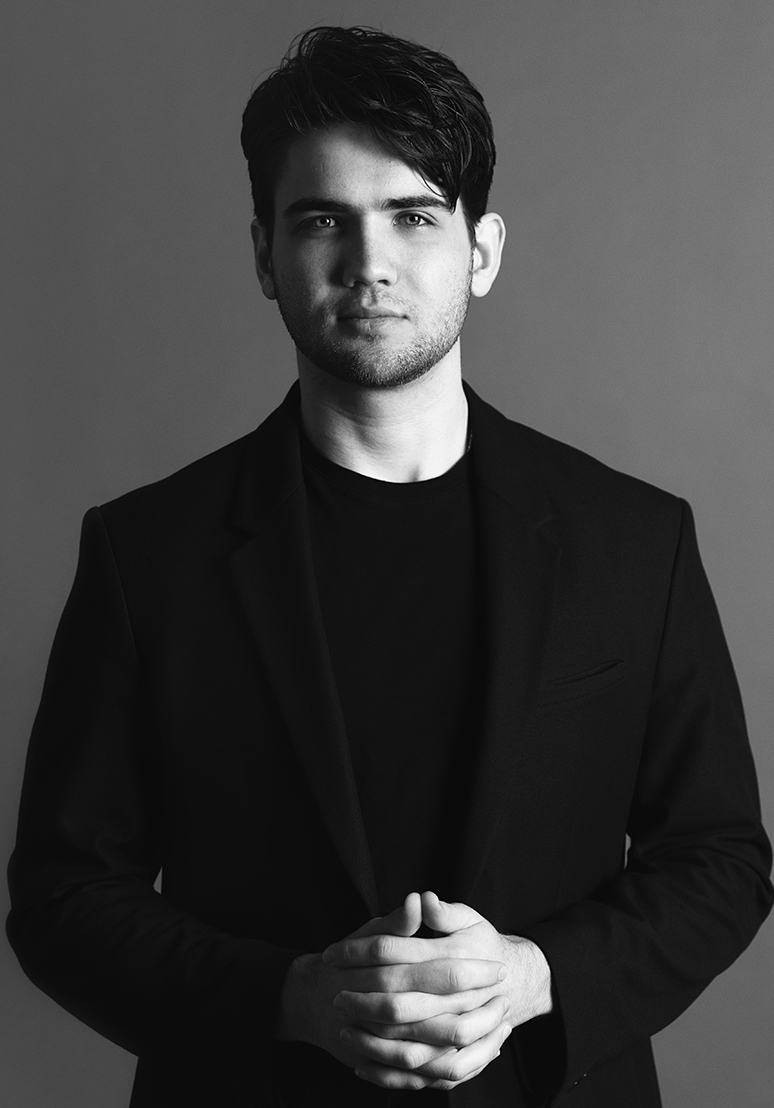 Wayzata Headshot Photographer