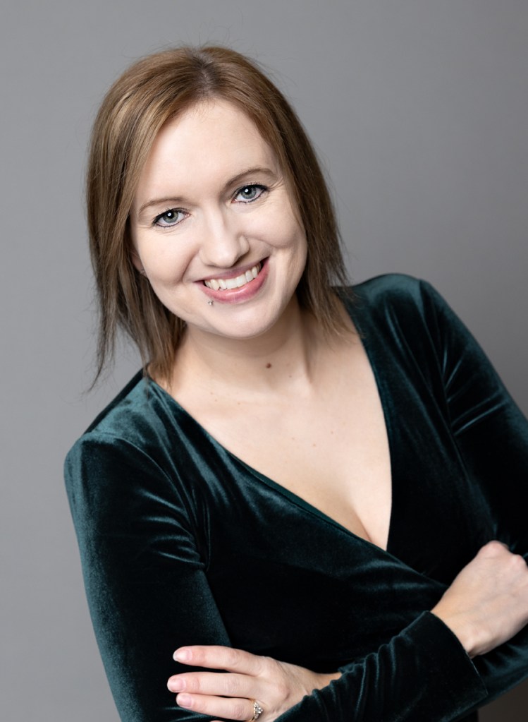 plymouth mn headshot photographer, minneapolis headshot photographer