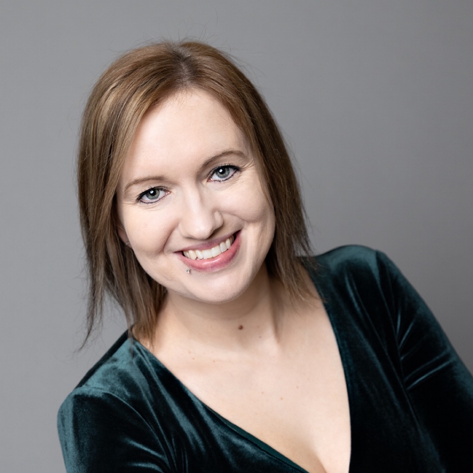 Hiring a Professional Photographer for On-Location Company Headshots | Minneapolis Headshot&nbsp;Photographer