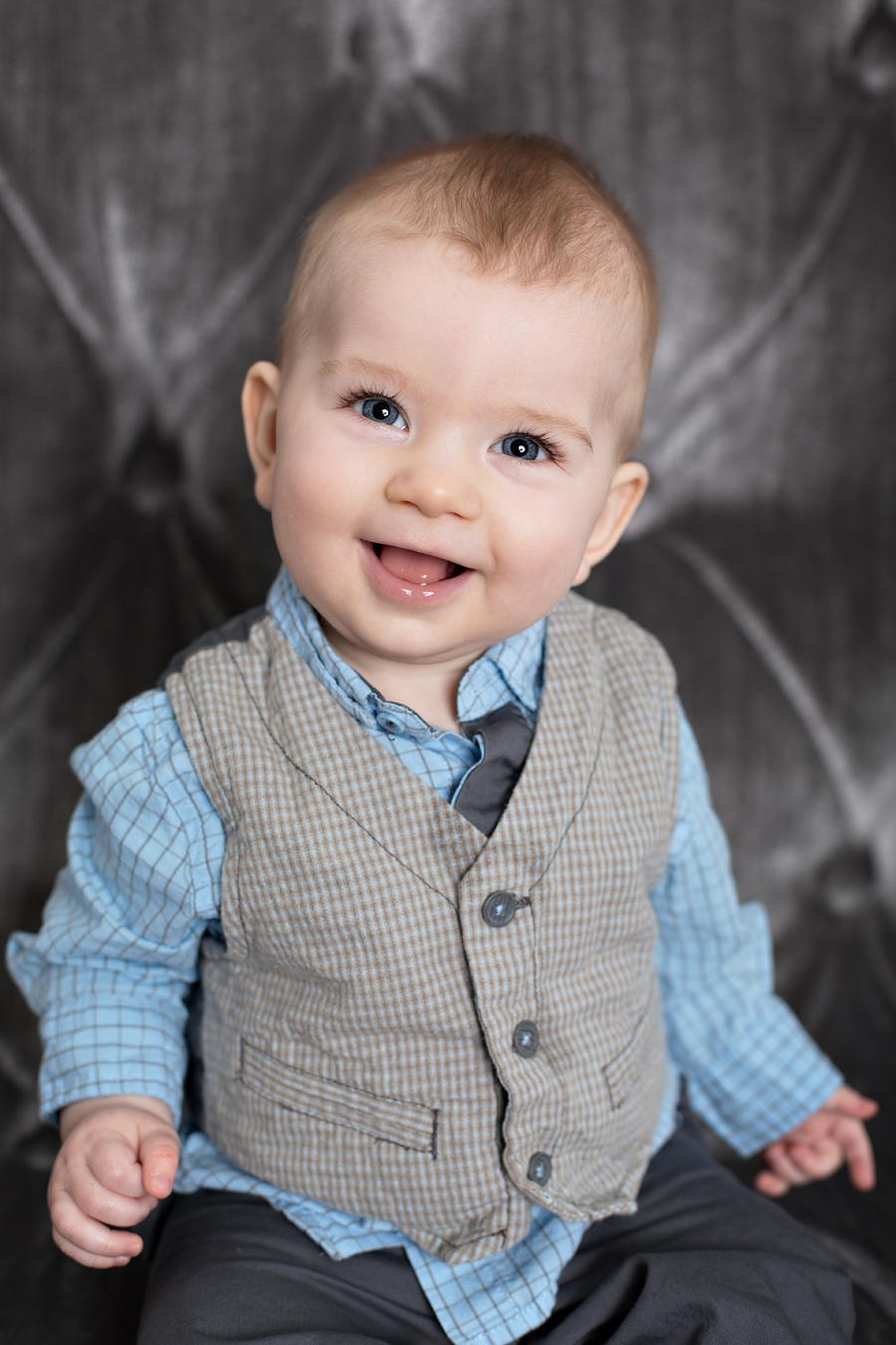 6 month baby photo session plymouth minneapolis baby photographer