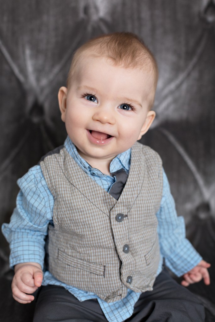 6 month baby photo session plymouth minneapolis baby photographer