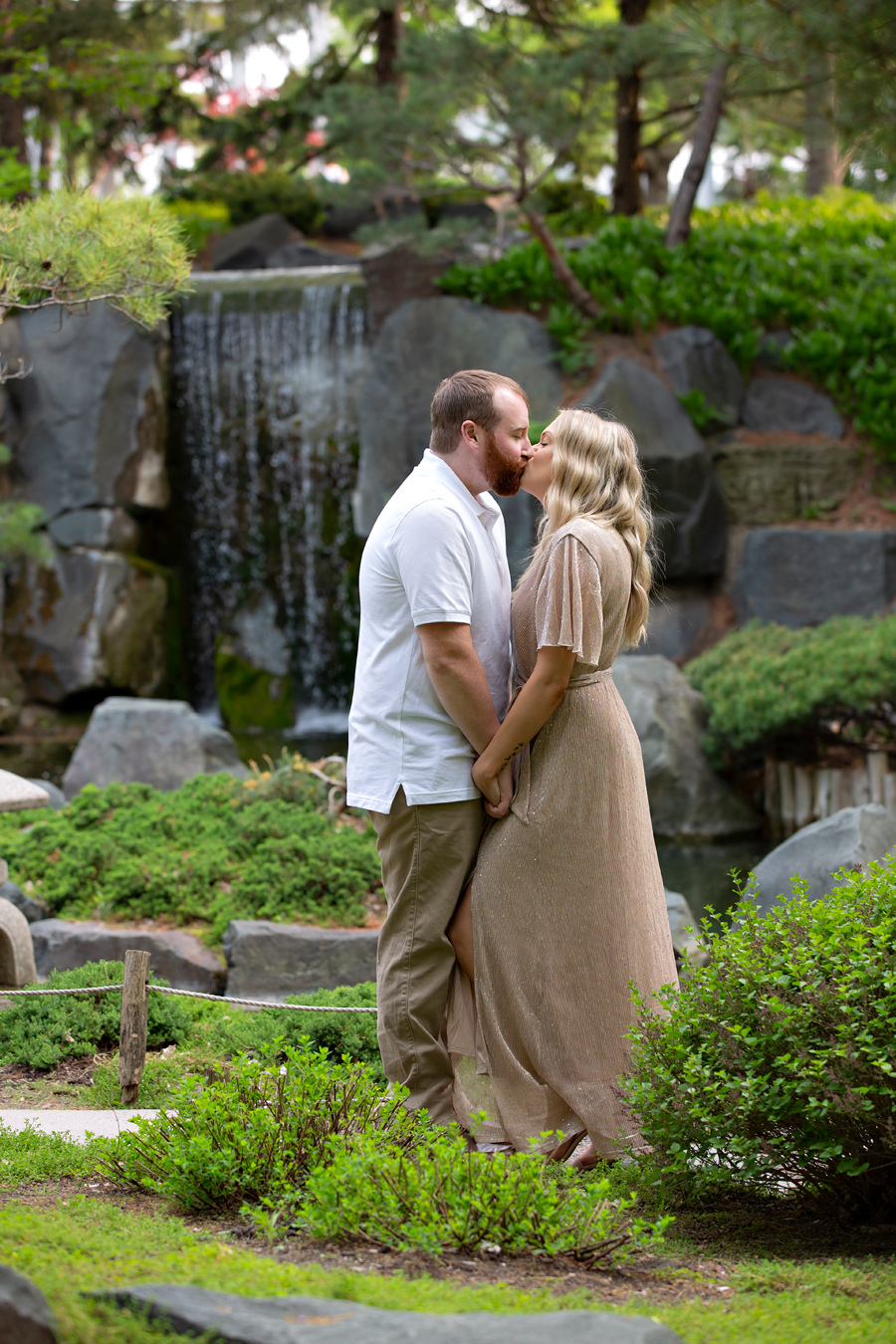 minnesota-landscape-arboretum-engagement-session-06