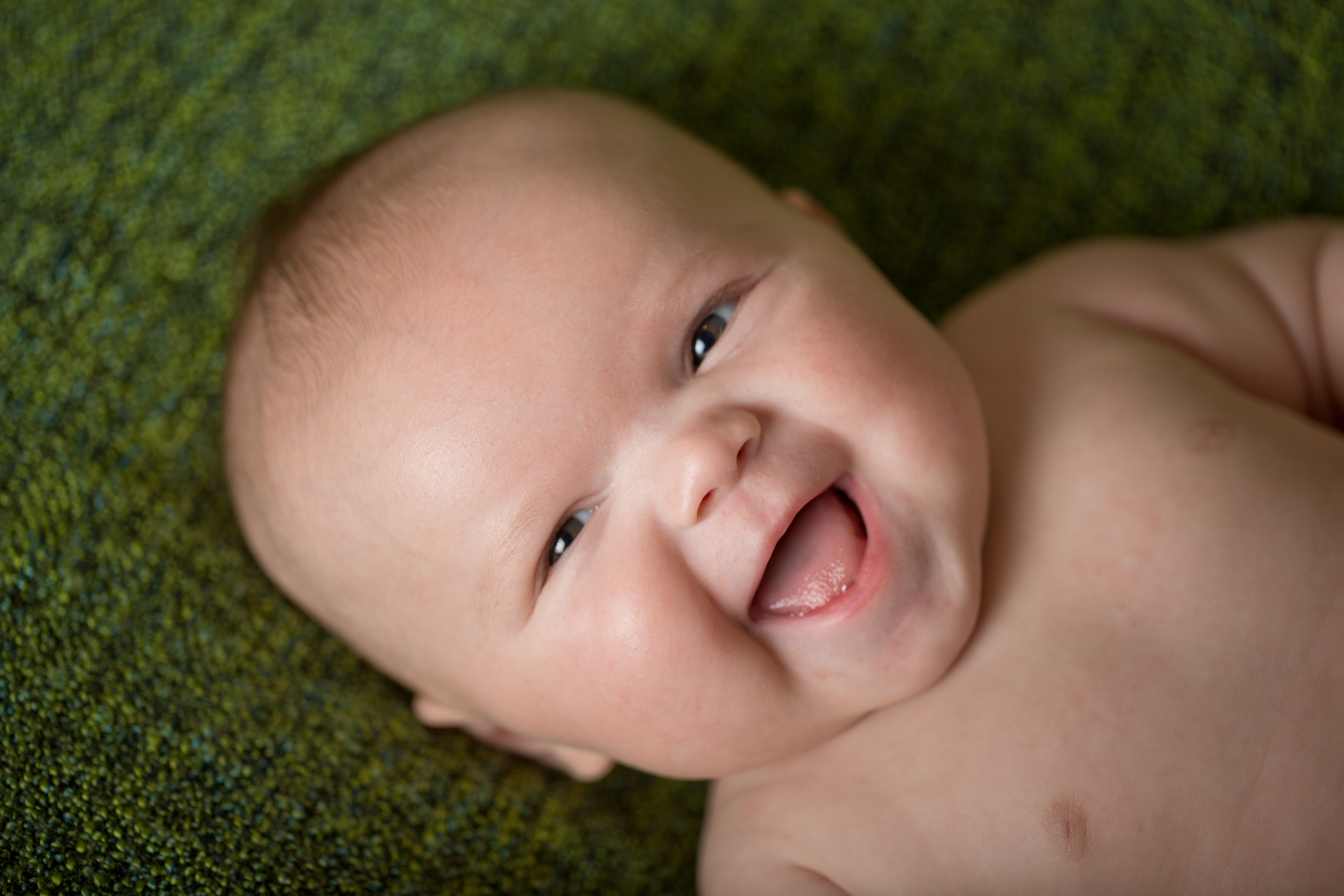 three month old milestone session minnesota