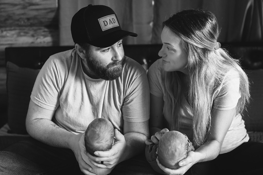 cozy minnesota newborn photography