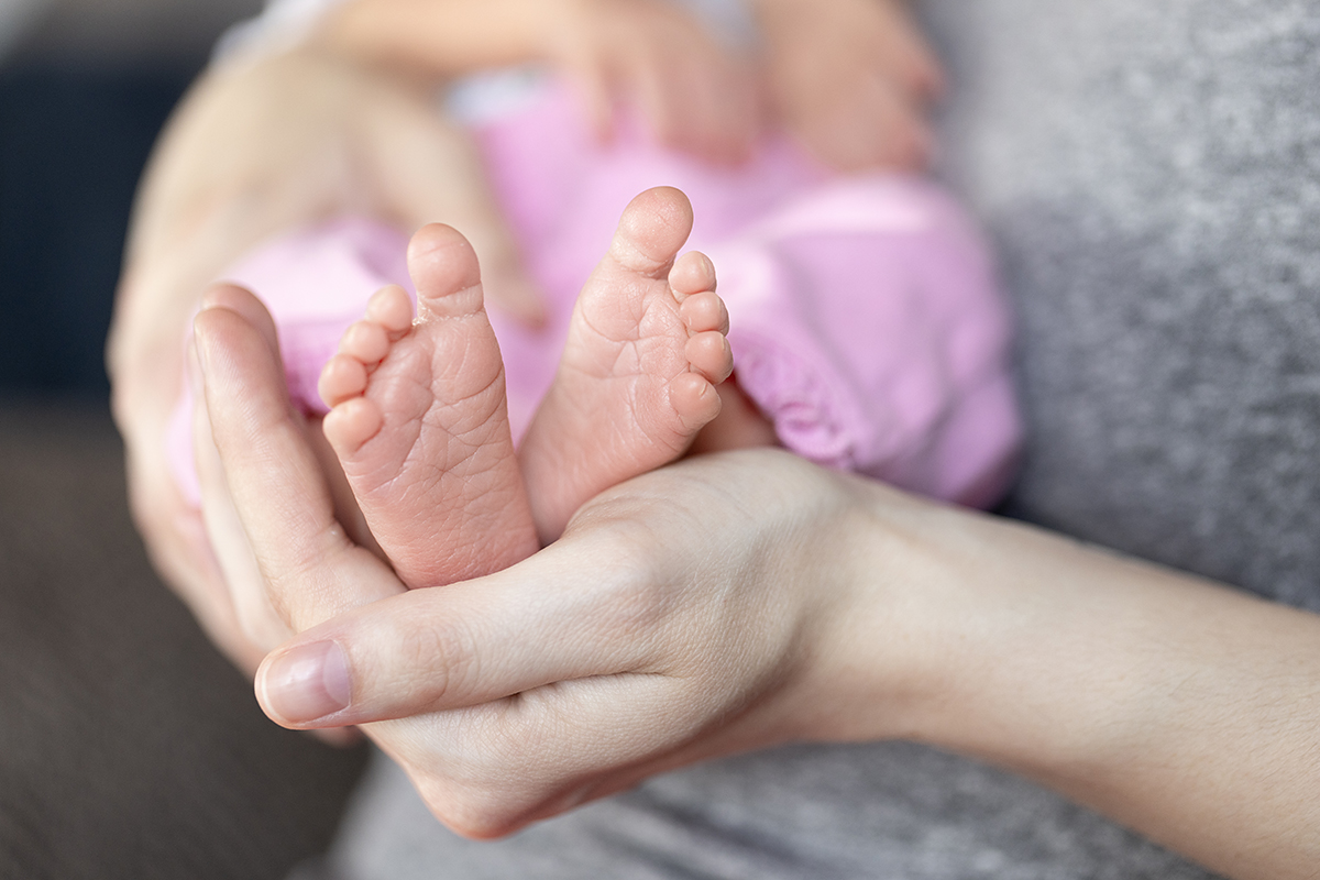 Baby Feet details Wayzata newborn photographer