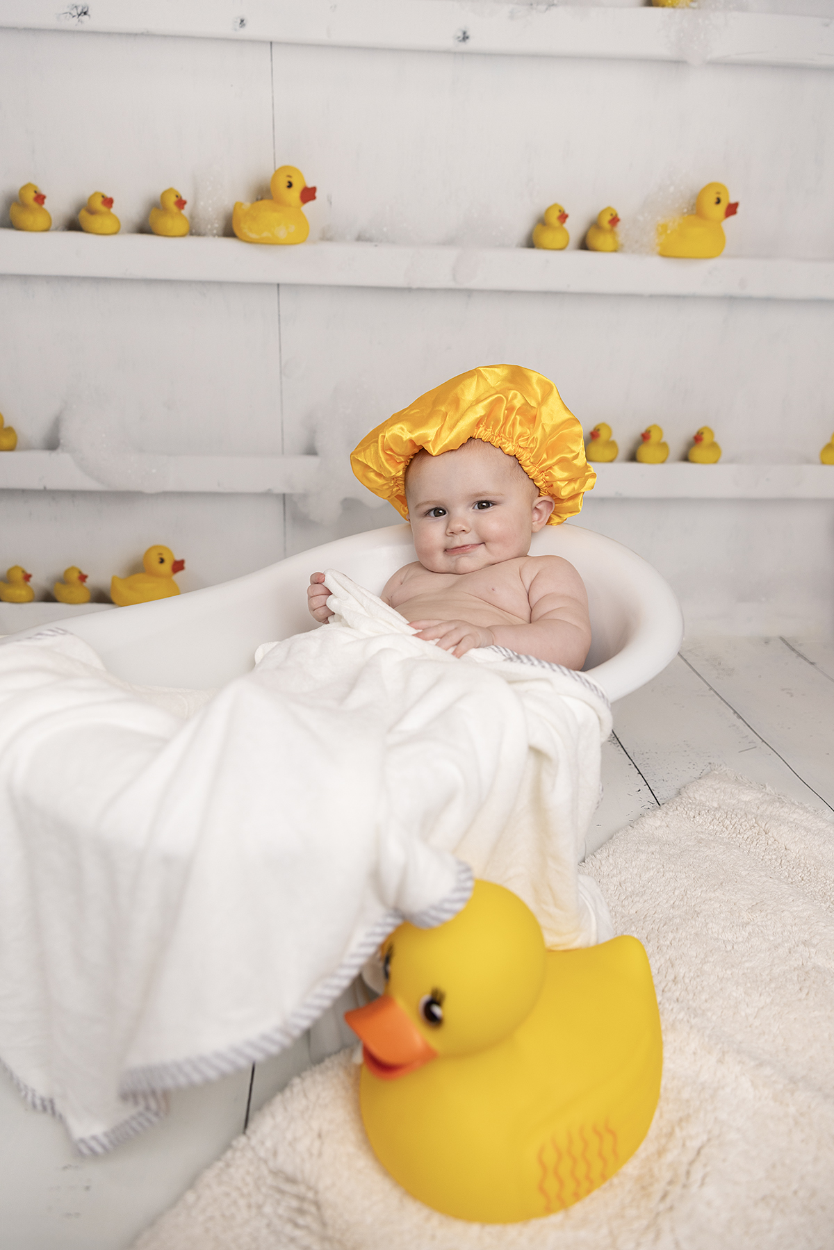 baby photographer rubber ducky minneapolis