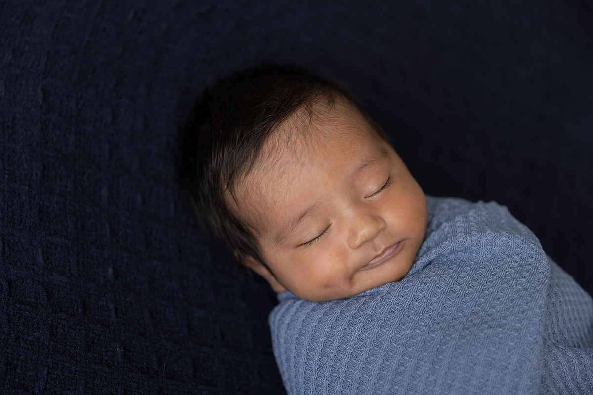 best minneapolis newborn photographer