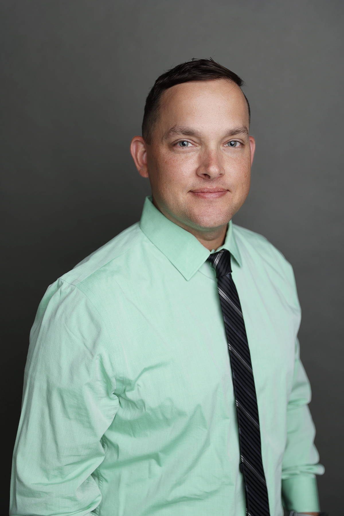 Command professionalism with a fresh headshot