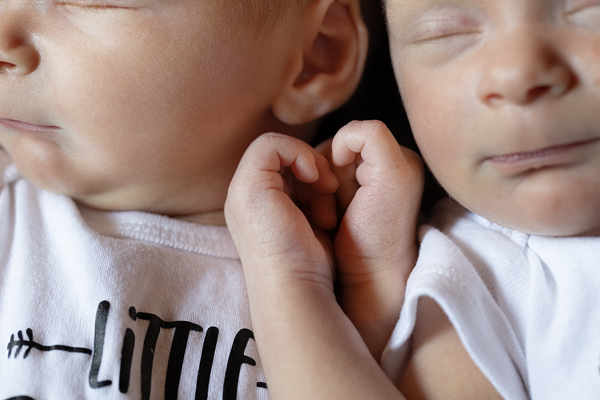 Lifestyle Newborn Details Minnesota Photographer