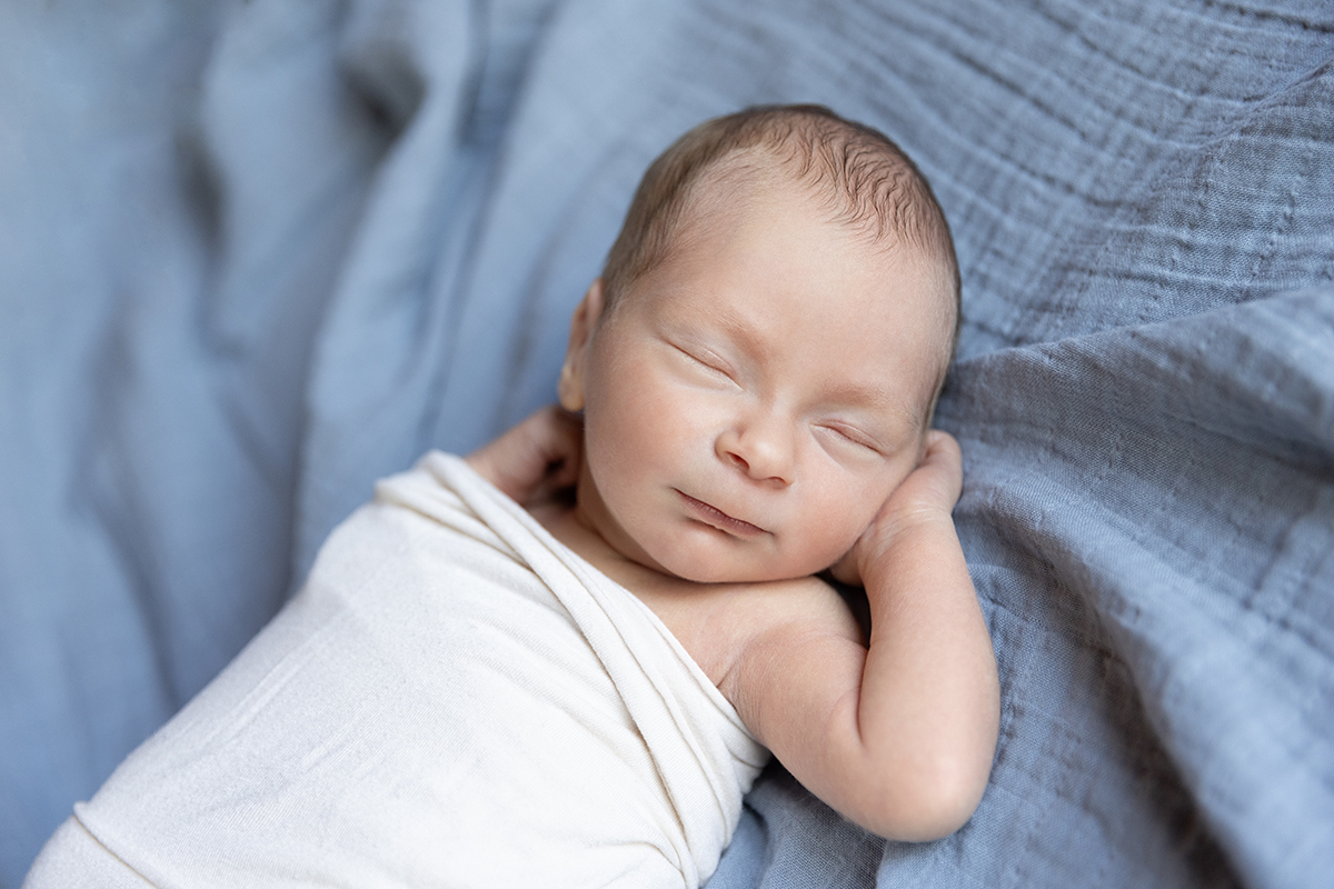 maple grove newborn photographer