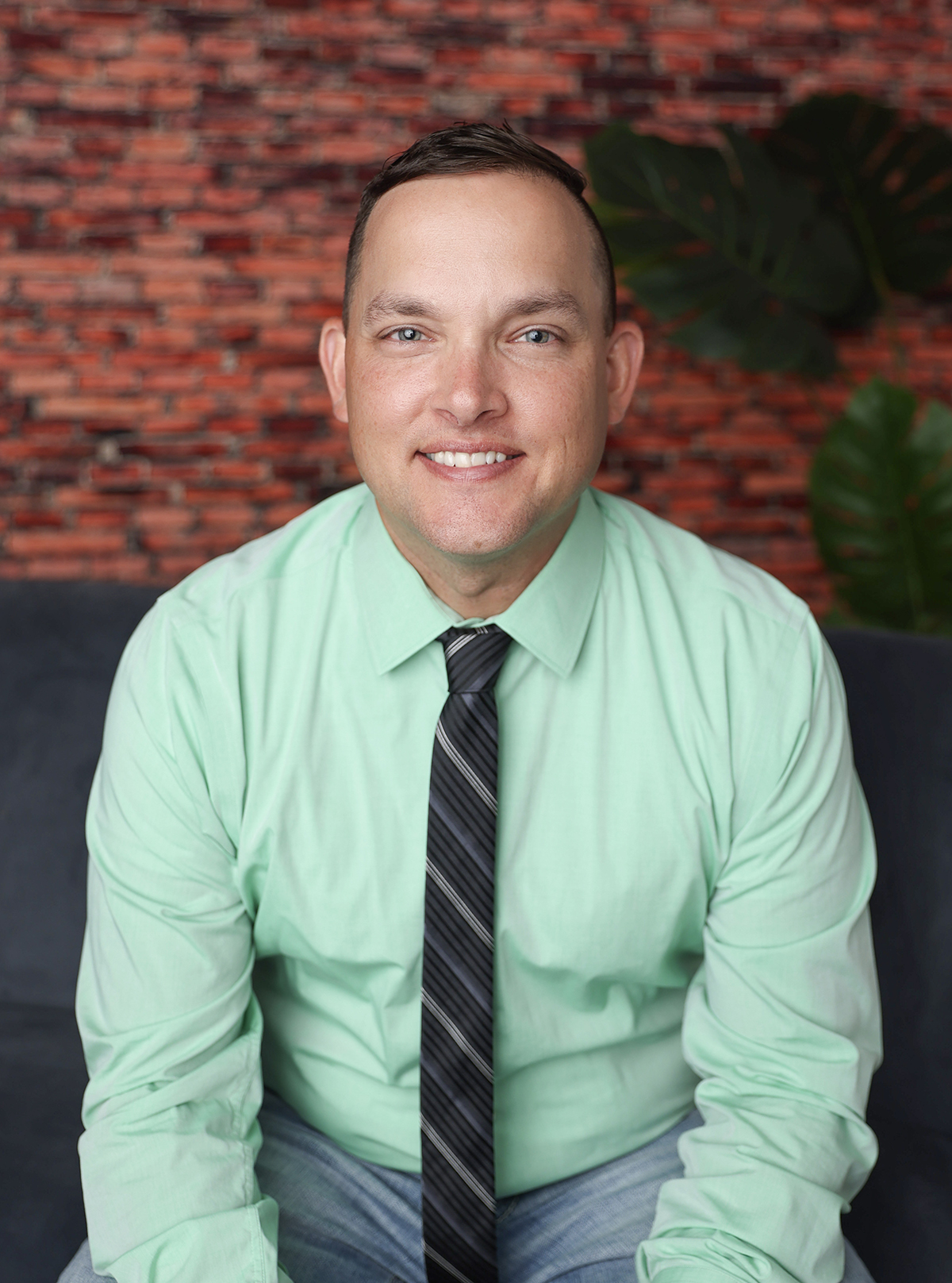 Minneapolis Studio Headshot Photographer