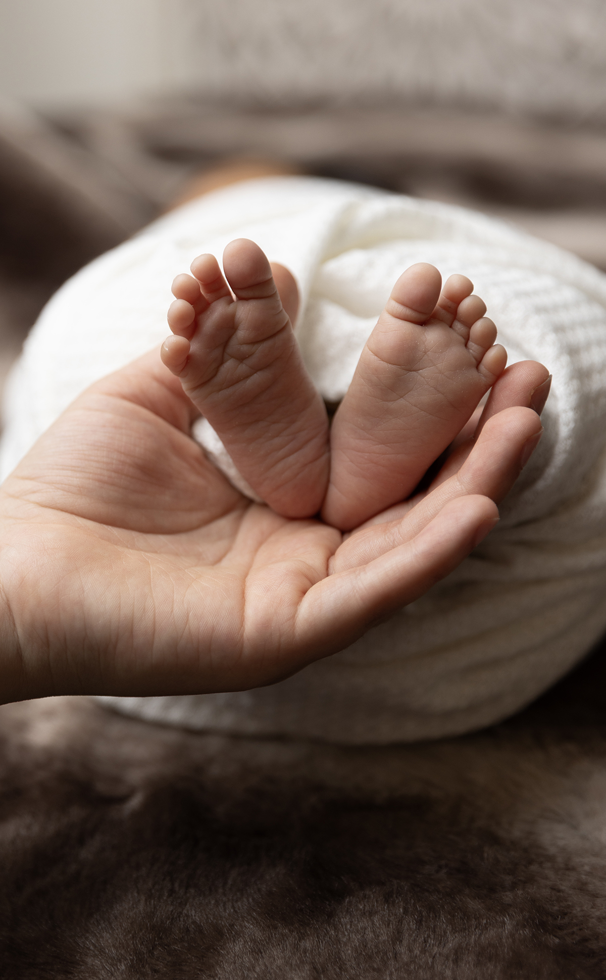 newborn details feet
