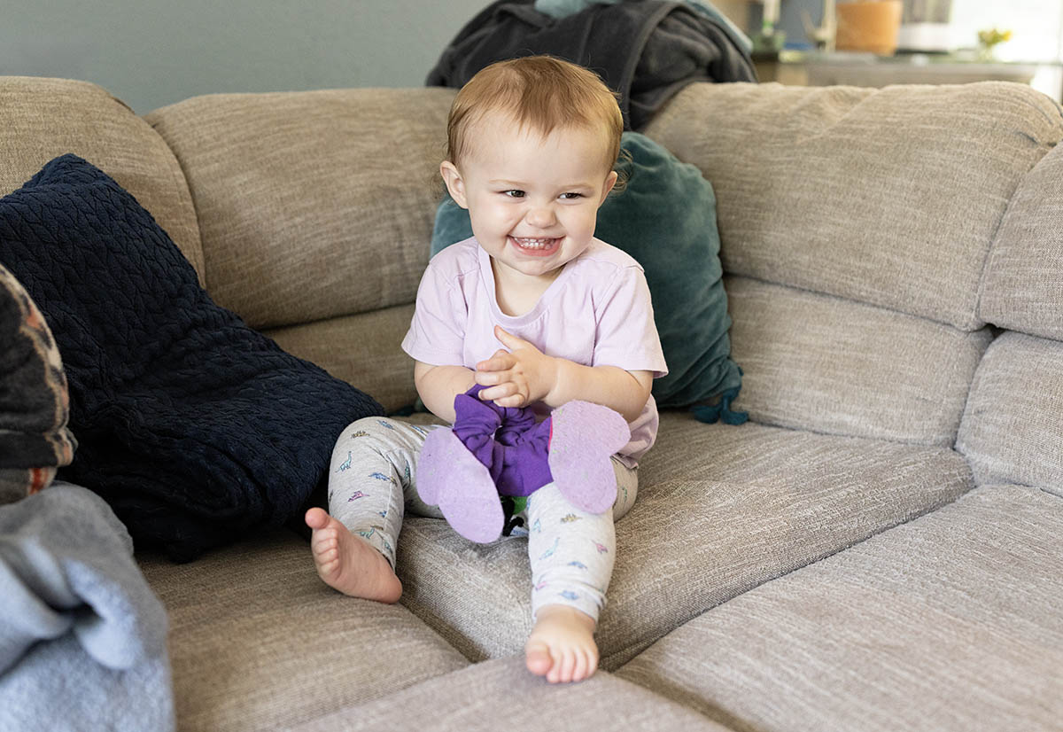 lifestyle in-home session toddler giggles