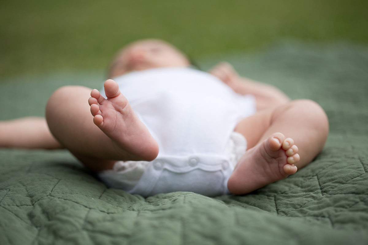 tiny toes details shots at 3 months