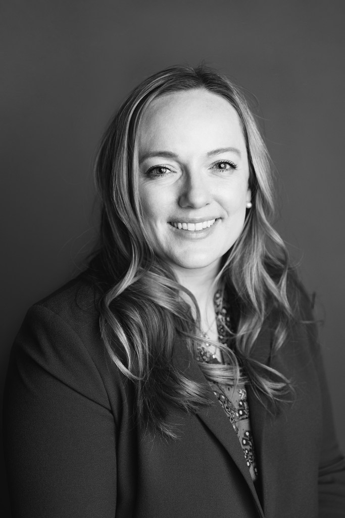 Wayzata Corporate Headshot Photographer